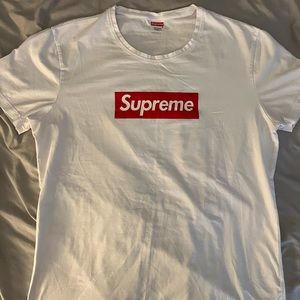 Supreme men’s T-shirt